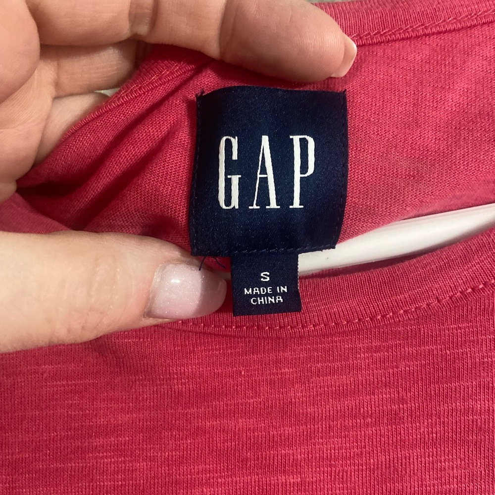 Gap. Be without tags. Pink dress. Size small. - Picture 2 of 3